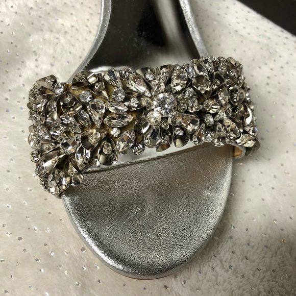 Badgley Mischka Vega Silver Leather Ankle Strap Embellished Block Heel NEW 8 - Picture 5 of 8